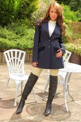 Courtney B at Only Opaques