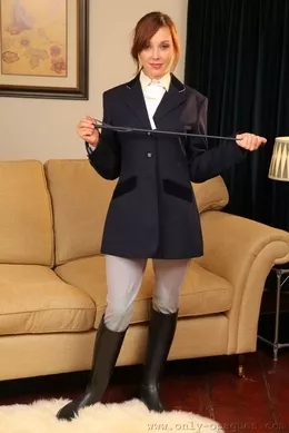 Jo E at Only Opaques