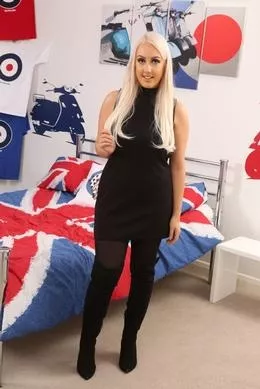 Georgie at Only Opaques