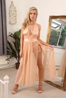 Grace Fae at Only Tease