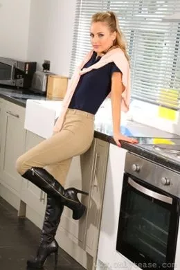 Natasha Anastasia at Only Tease