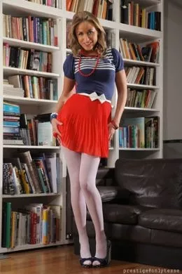 Rosie W at Only Tease