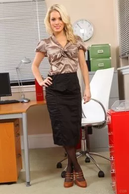 Hanna Soul at Only Tease