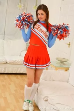 Nikki F at Only Tease