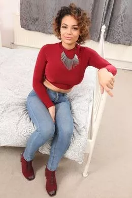 Billie C at Only Opaques