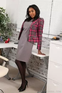 Amber Hill at Only Tease