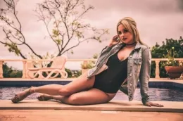 Sara Louise at Hayley's Secrets | Retro