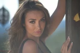 Rebecca Kelly at Hayley's Secrets | Black Lace