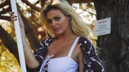 Danielle Sellers at Hayley's Secrets | Swing