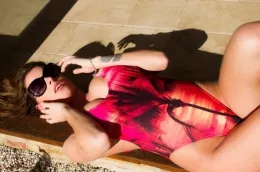 Rae at Hayley's Secrets | Rae Coke