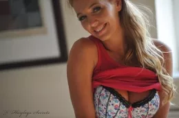 Hayley Marie Coppin at Hayley's Secrets | We all love summer and today I\'m giving you a very summery set \