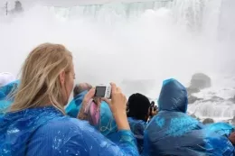 Hayley Marie Coppin at Hayley's Secrets | A cheeky set of pictures of me enjoying a day out at Niagra Falls.