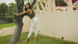 Hannah Pierce at Skin Tight Glamour | Tree Time