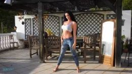 Tori W at Skin Tight Glamour | Feeling Free