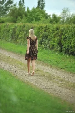 Nikki at Breath Takers | Country