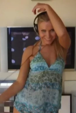 Michaela at Breath Takers | Michaela 02