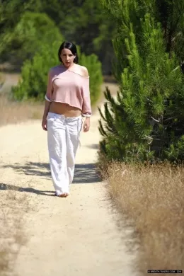 Nina Leigh at Breath Takers | Dust