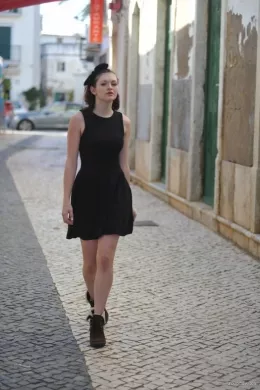 Fawna Latrisch at Girlfolio | Flashy models are always welcomed at Girl Folio. Check out this debut set of the UKs newest and most exciting18 year old model? Fawna Latrisch! (The things fashion models will do to get famous!)