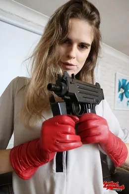 Melissa at Lethal Lipstick | Melissa looking lethal