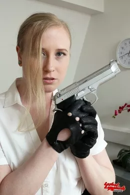 Satine Sparks at Lethal Lipstick | Satine Sparks looking lethal