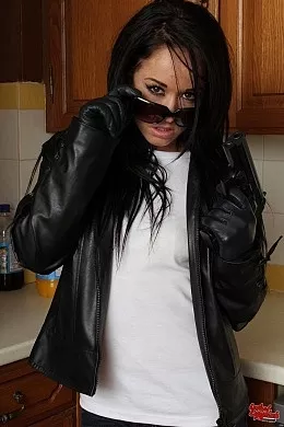 Kiki Devine at Lethal Lipstick | 40 images