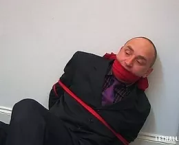 Hard Business at Lethal Lipstick | Fat Sam had managed to sneak away quite a nice sizable sum from the gang coffers. This was money for his retirement..and after all, no one would notice it...would they..?