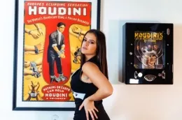 Brook Wright at All Brook Wright | Houdini