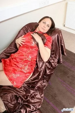 Shauna at Satin Silk Fun