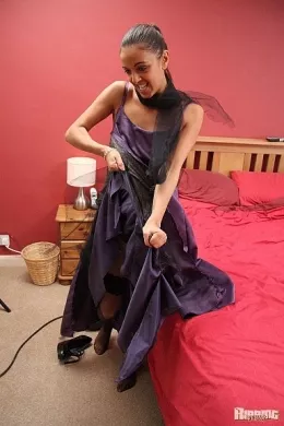 Fifi Russo at Ripping 4 Fun | Fifi trashes her evening dress!