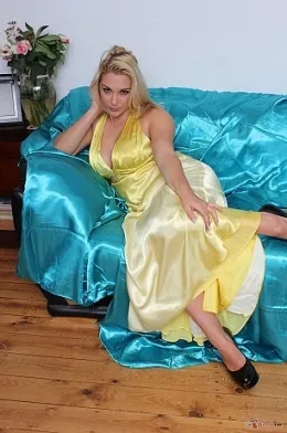 Victoria Summers at Sexy Satin Silk Fun | 68 images