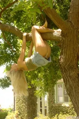 Jana Jordan at Breath Takers | Tom Boy