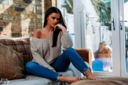 Brook Wright at All Brook Wright | Home Alone