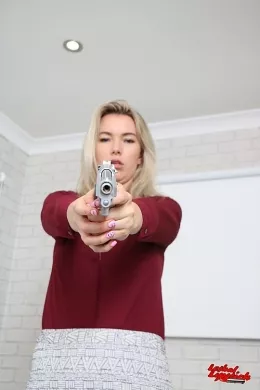 Hannah Zebedee at Lethal Lipstick | Hannah Zebedee looking lethal