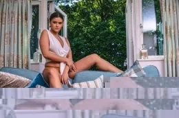 Brook Wright at All Brook Wright | Cool Breeze