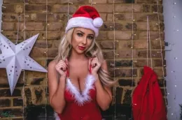 Beth Morgan at Beth Morgan Official | Santa's Little Helper