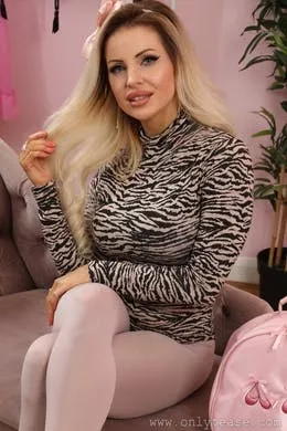 Chloe Welsh at Only Tease