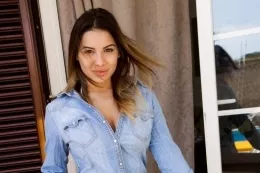 Lacey Banghard at Lacey Banghard Online | Lacey B Blueshirt