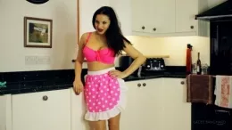 Lacey Banghard at Lacey Banghard Online | Lacey Pink Apron Bts