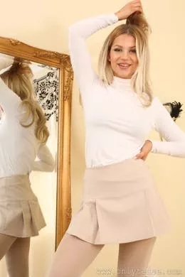 Zoey King at Only Tease