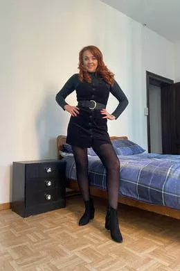 Kara Carter at Only Opaques