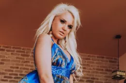 Shelly Roberts at Hayley's Secrets | In The Wind