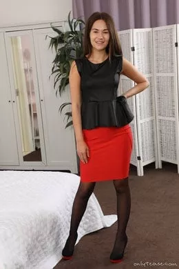 Daisy Rose at Only Tease