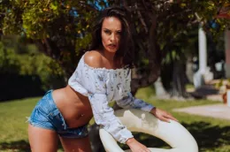 Jess Black at Hayley's Secrets | Taking A Seat