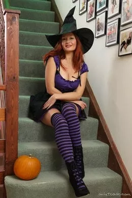 Freya H at Only Tease