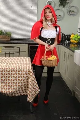 Pippa Doll at Only Tease