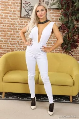 Chloe Welsh at Only Tease