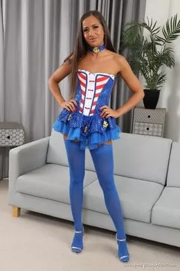 Lara Lee A at Only Opaques