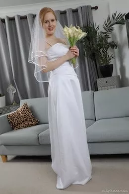 Aurora Phoenix at Only Tease