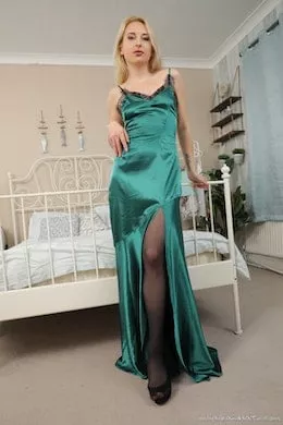 Poetic Minx at Only Silk And Satin