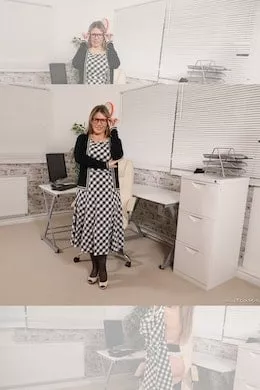 Siobhan Graves at Only Tease